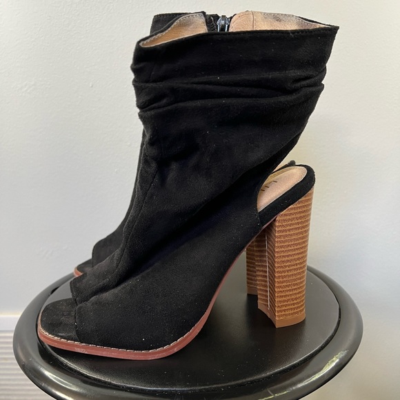 Booties - Picture 3 of 3